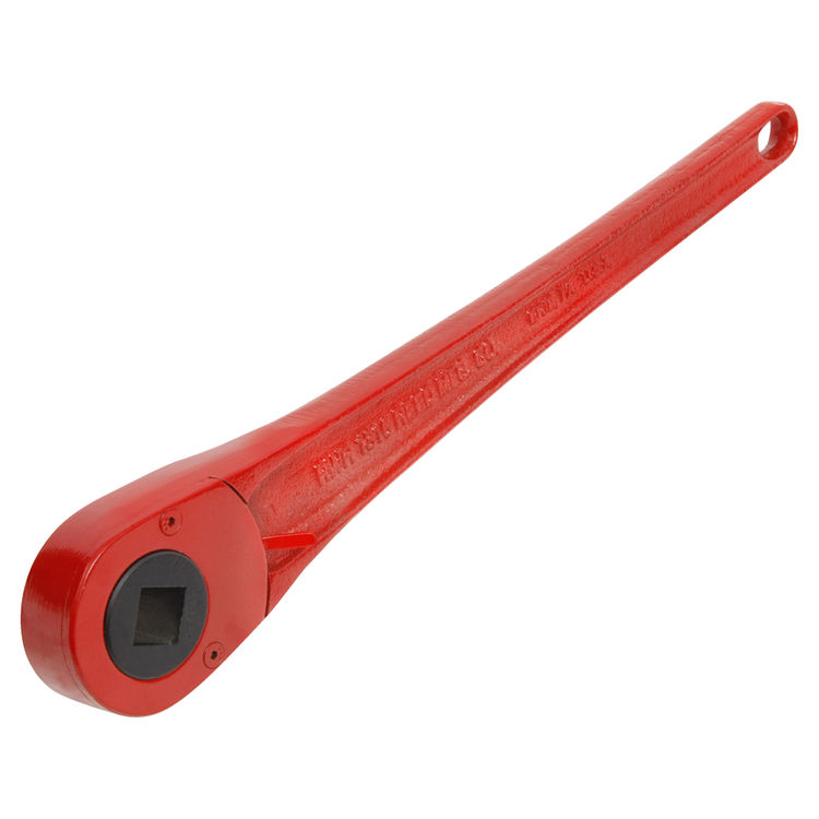Square drive wrench clearance